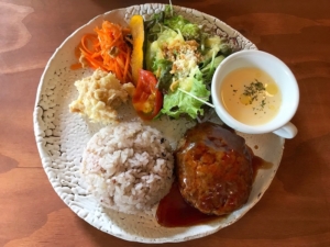 カフェクウワ アイキャッチ画像
